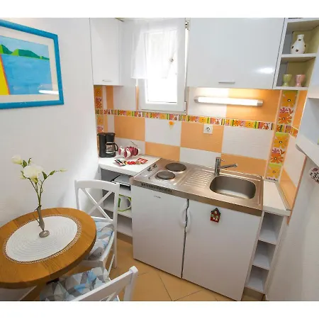 Ivan Apartman *